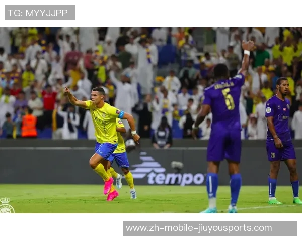 足球塞阿拉与戈竞技激战正酣谁将笑到最后争夺胜利荣耀